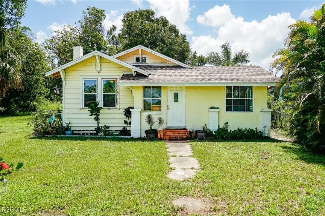 1117 Rose Ave., Fort Myers, FL 33916