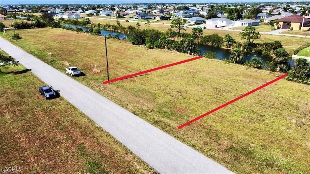 323 NE 25th St., Cape Coral, FL 33909
