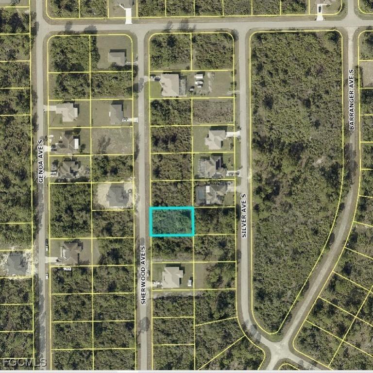 557 Sherwood Ave., Lehigh Acres, FL 33974