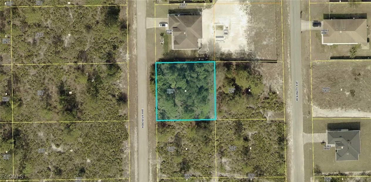 1614 Hibiscus Ave., Lehigh Acres, FL 33972
