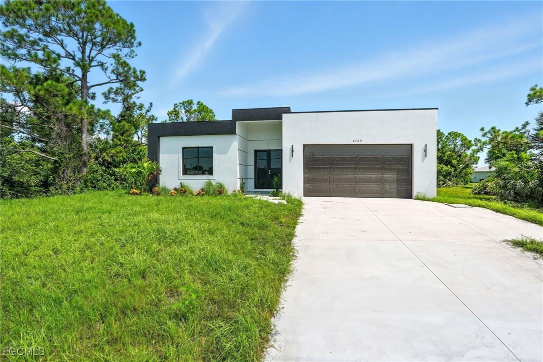 2725 Embers Pkwy., Cape Coral, FL 33993