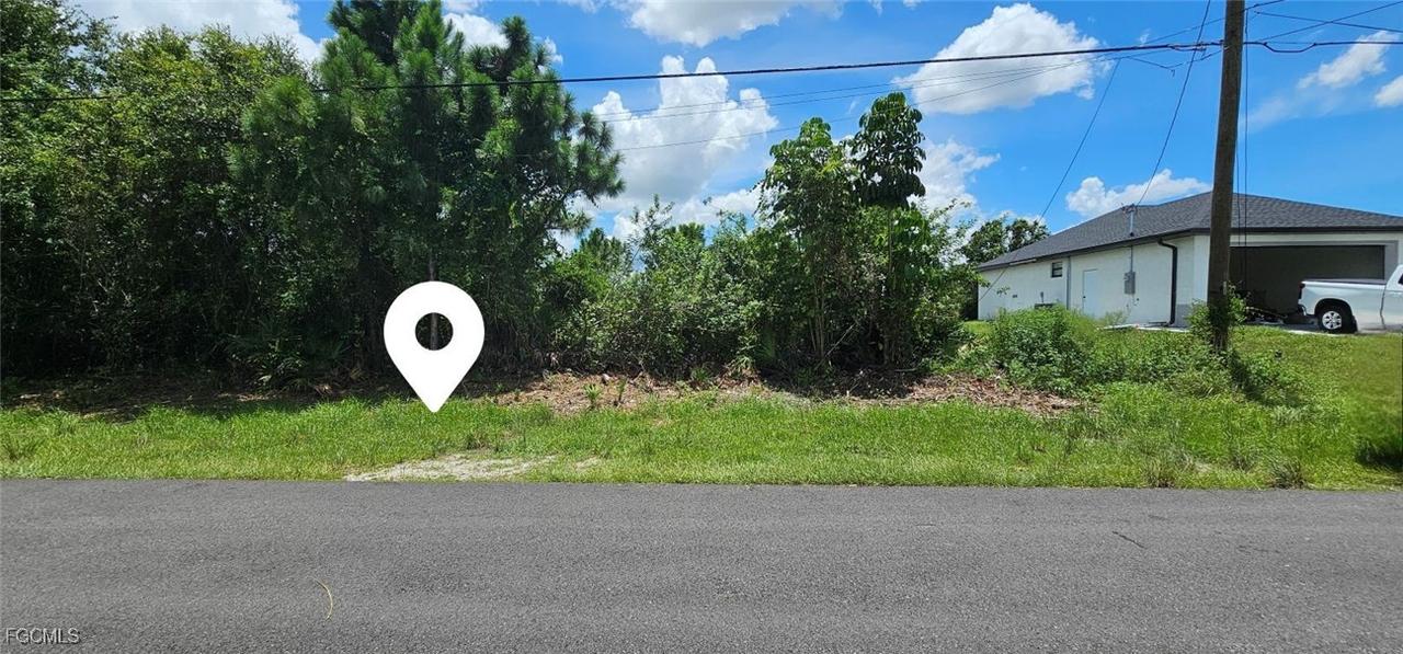 2617 11th St., Lehigh Acres, FL 33976