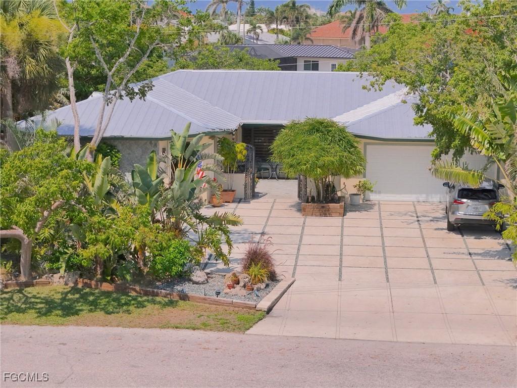 155 Donna Ct., Punta Gorda, FL 33950