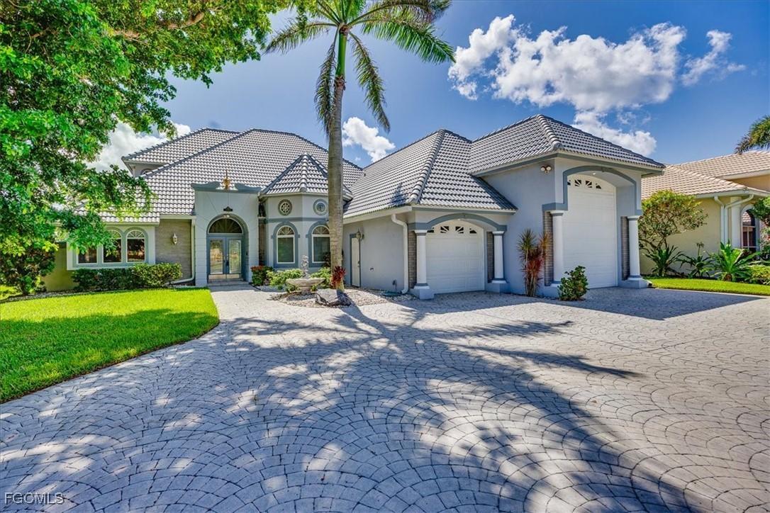 14871 Laguna Dr., Fort Myers, FL 33908