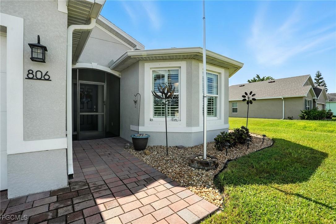 806 Champion Ave., Lehigh Acres, FL 33971