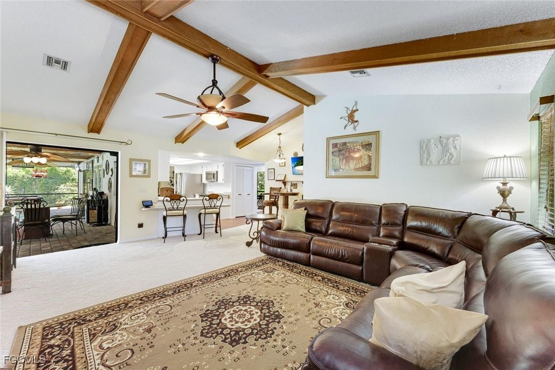 1725 SE 9th Ter., Cape Coral, FL 33990