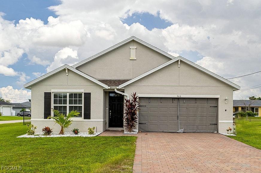303 NE 6th St., Cape Coral, FL 33909
