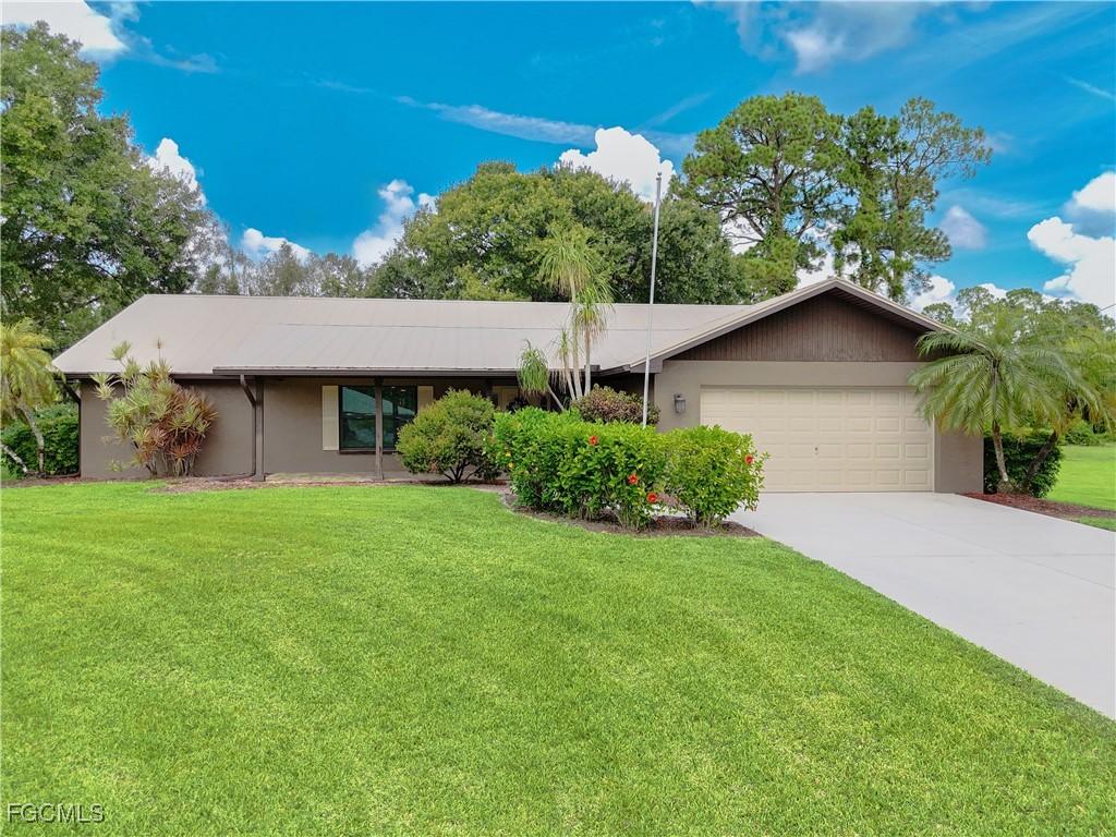 311 Hamilton Ave., Lehigh Acres, FL 33936