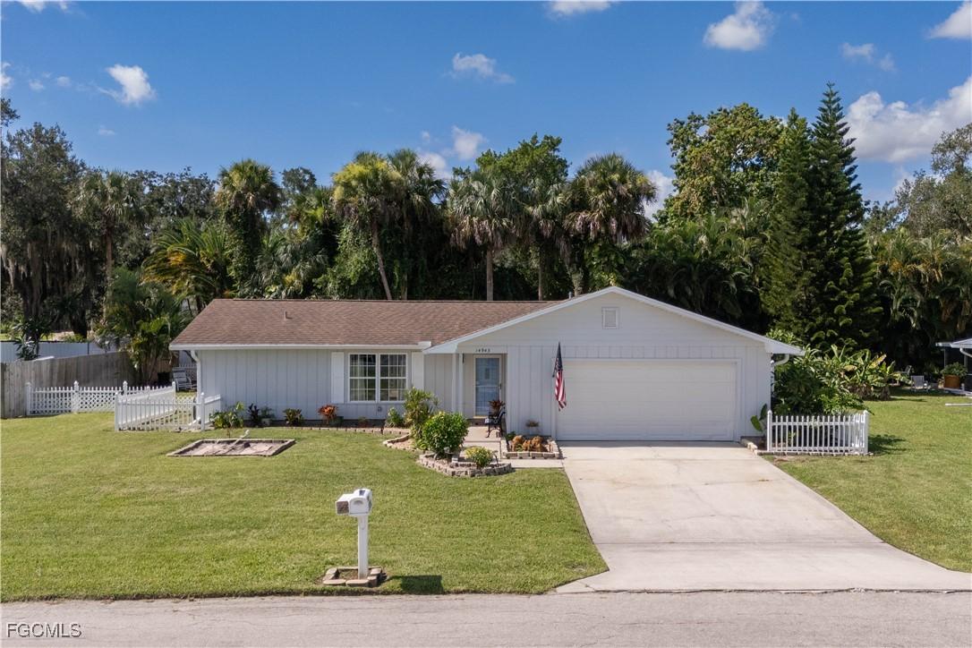 14943 Randolph Dr., Fort Myers, FL 33905