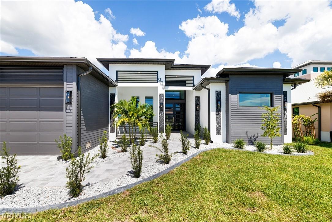 903 NW 38th Ave., Cape Coral, FL 33993