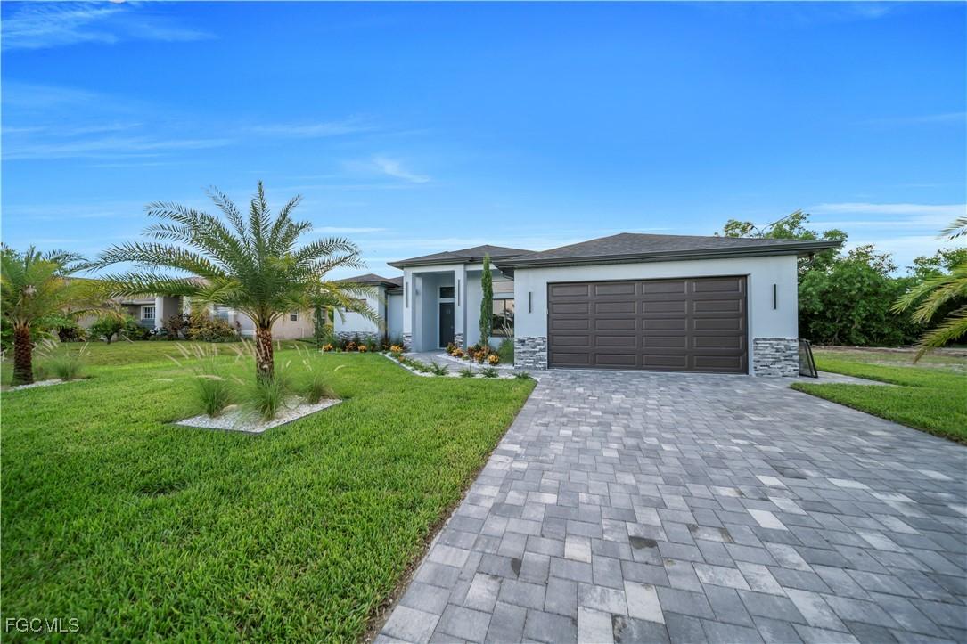 122 SE 5th Ave., Cape Coral, FL 33990