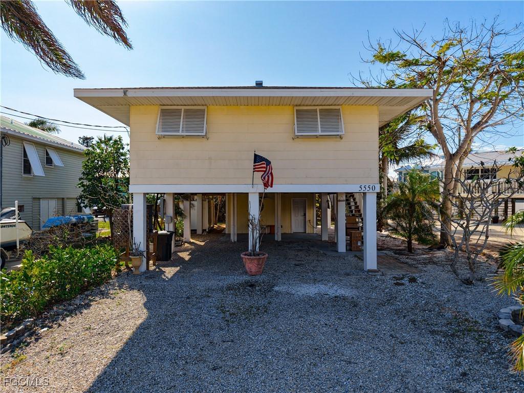 5550 Oak Ridge Ave., Fort Myers Beach, FL 33931