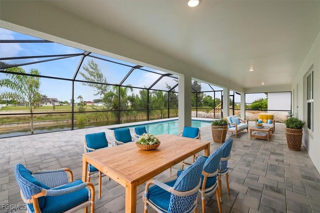 2107 NW 20th Ter., Cape Coral, FL 33993