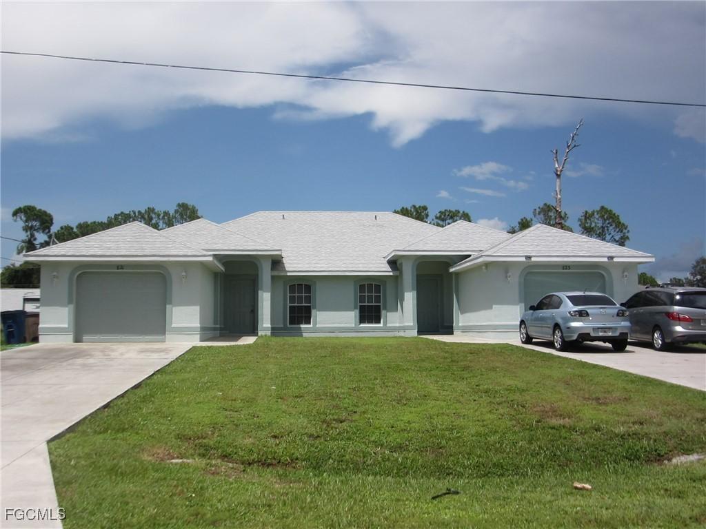 821/823 Meadow Rd., Lehigh Acres, FL 33973