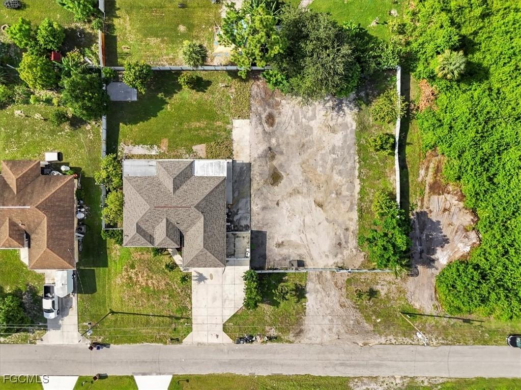 2922 22nd St., Lehigh Acres, FL 33976