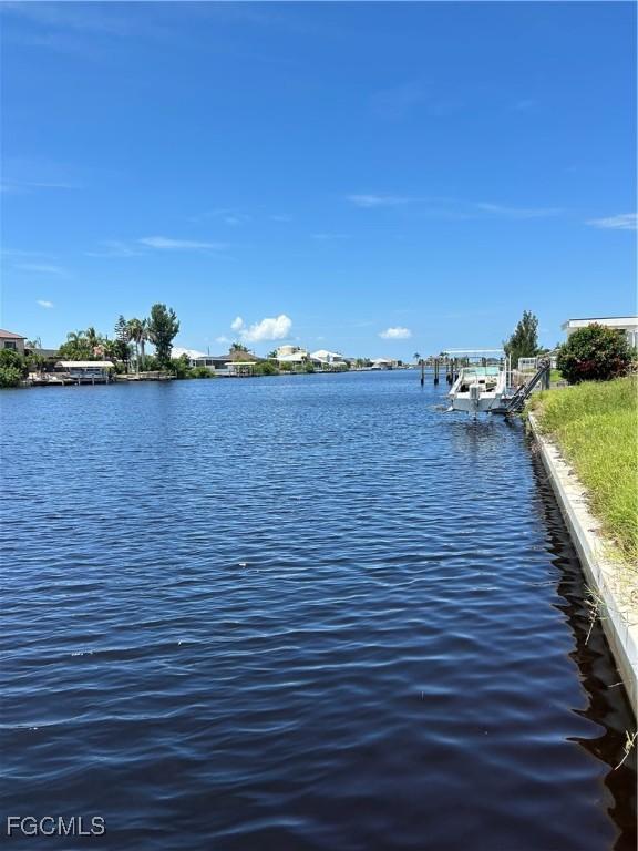 4228 NW 33rd Ln., Cape Coral, FL 33993
