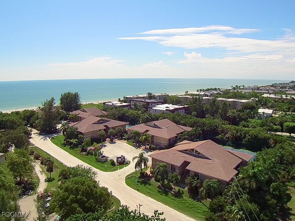 627 Nerita St. #F-3, Sanibel, FL 33957