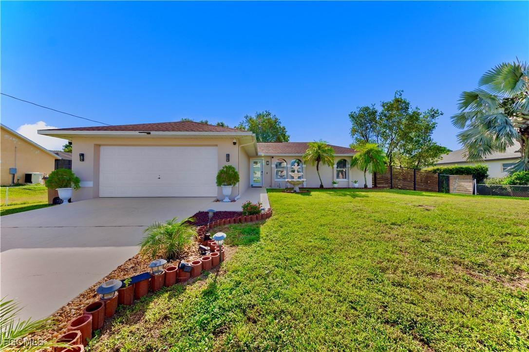 604 Louis Ave., Lehigh Acres, FL 33972