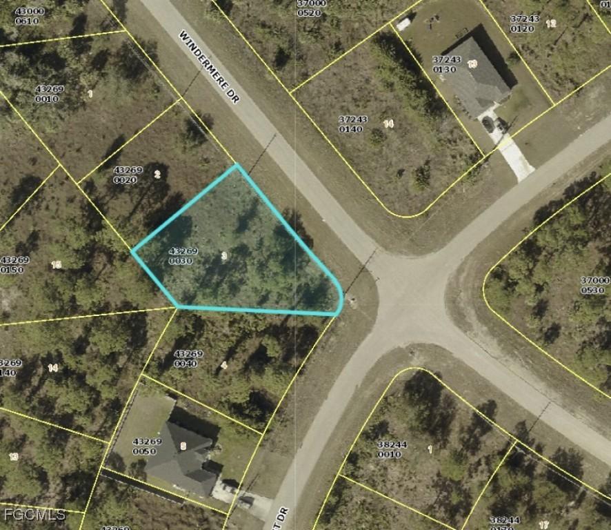 601 Windermere Dr., Lehigh Acres, FL 33972