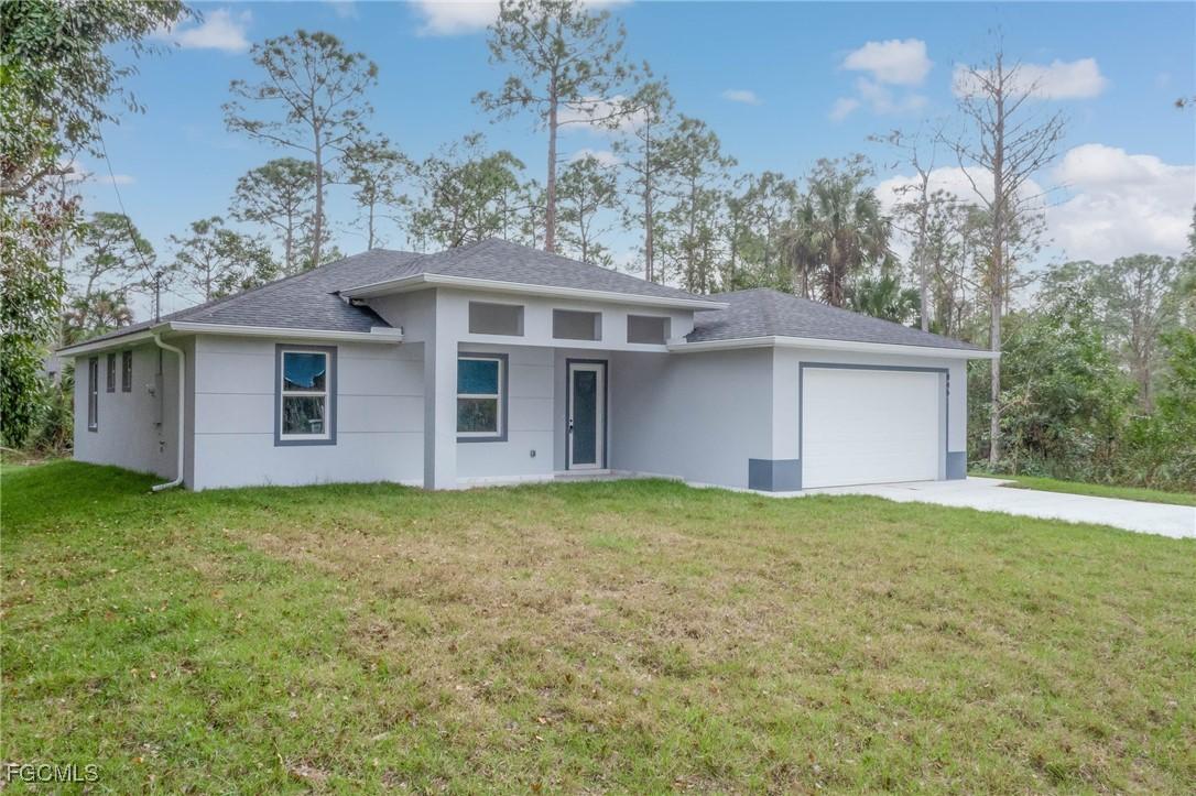 845 Gaylord Ave., Lehigh Acres, FL 33974