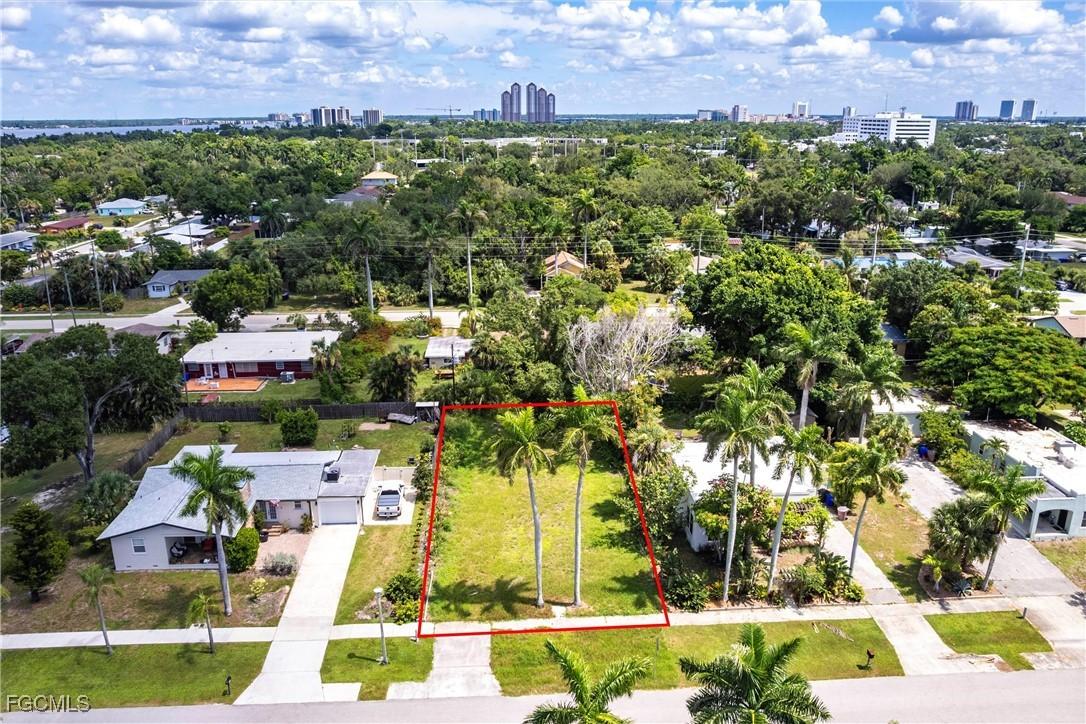 1709 Sunset Pl., Fort Myers, FL 33901