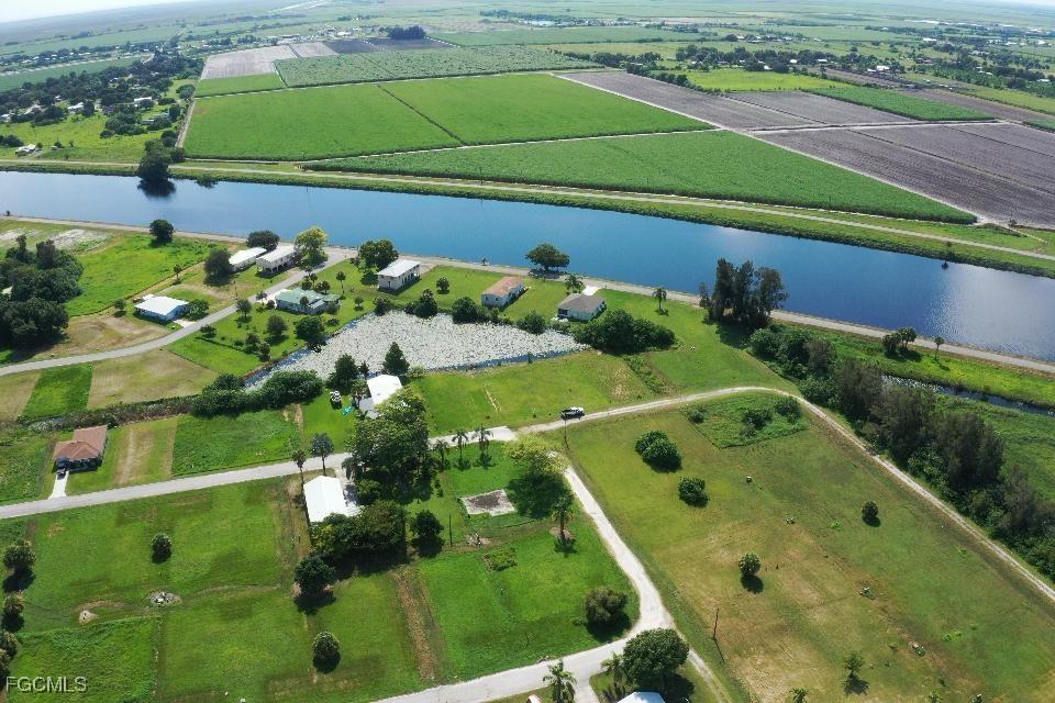 938 Meyerchick Dr., Moore Haven, FL 33471