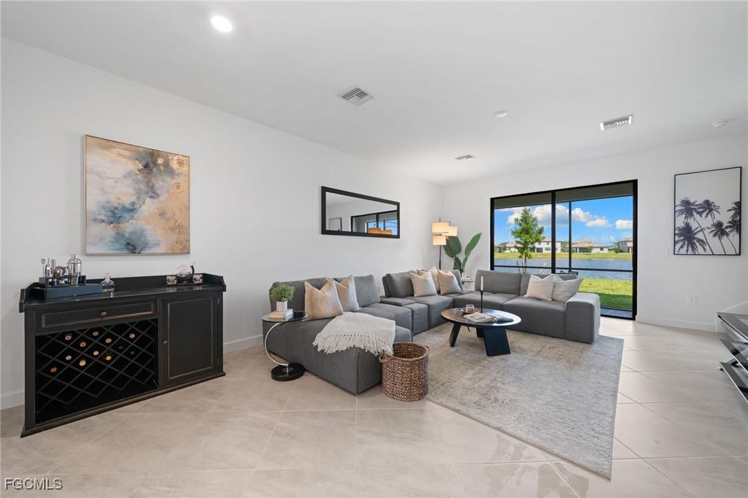 14228 Pine Lodge Ln., Fort Myers, FL 33913