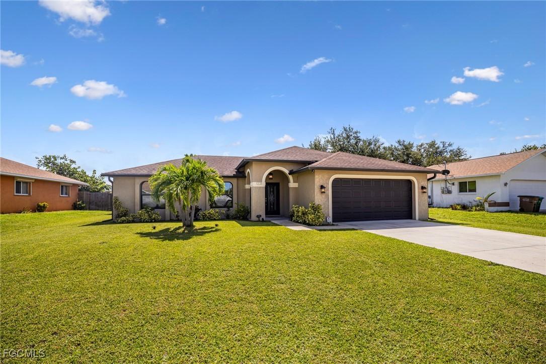 1231 SE 2nd Pl., Cape Coral, FL 33990