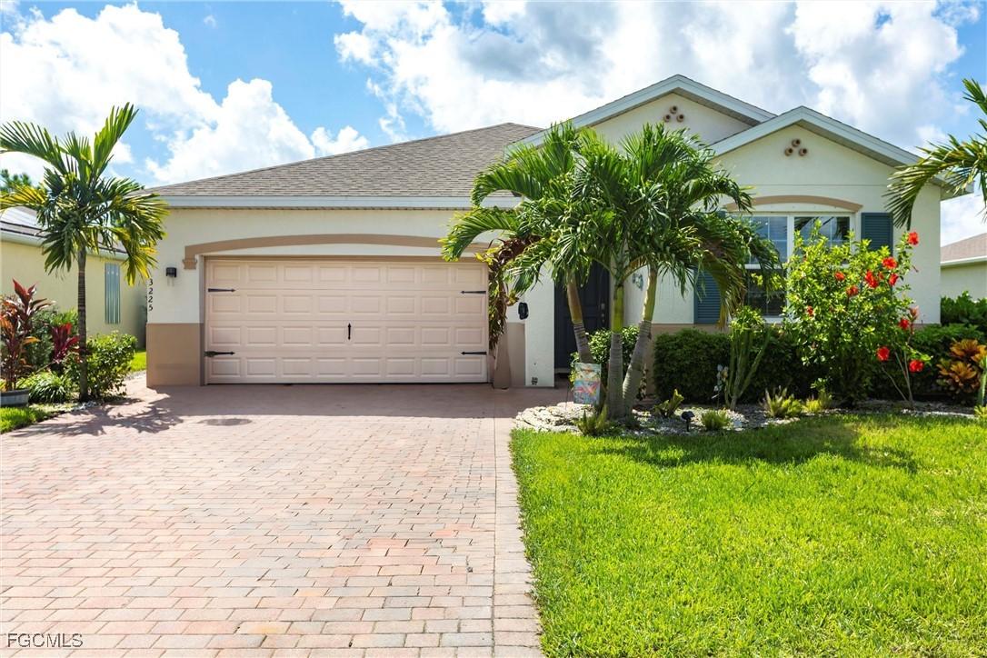3225 Baravaldo Cir., Cape Coral, FL 33909