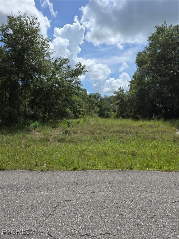 1614 Hamilton Ave., Lehigh Acres, FL 33972