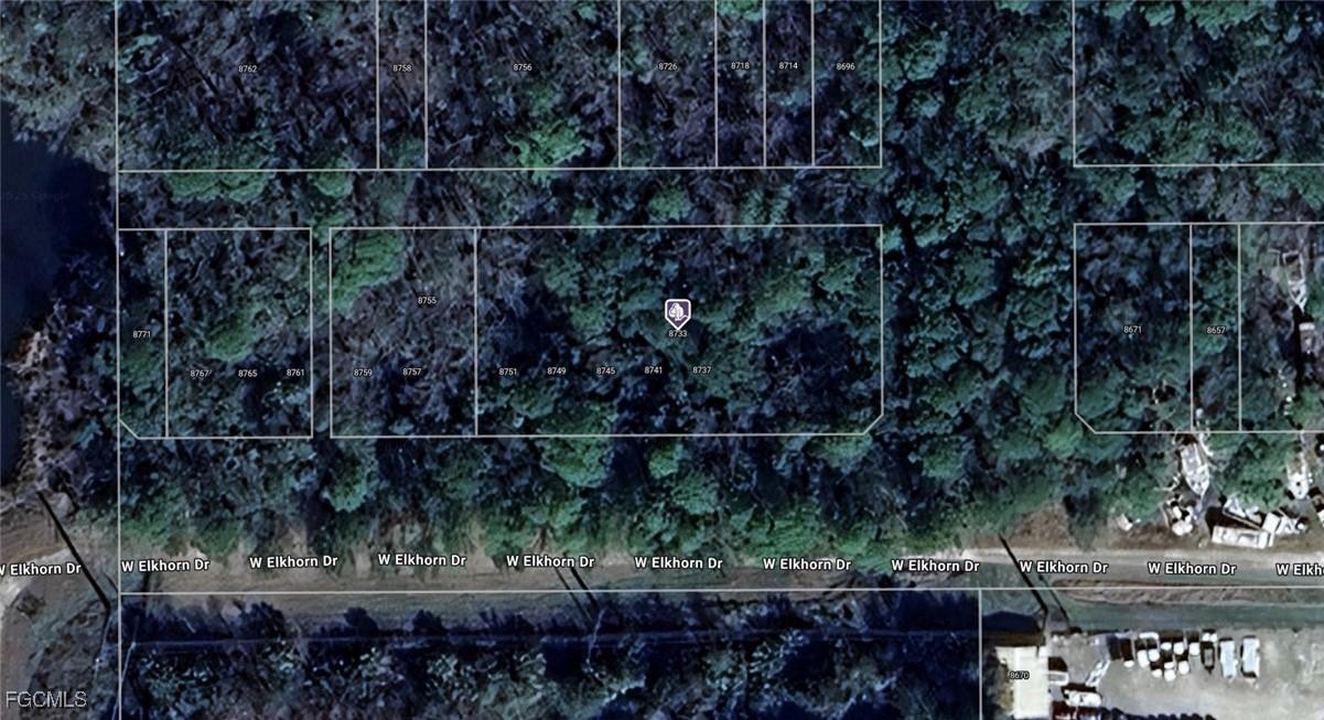 8733 W Elkhorn Dr., Homosassa, FL 34448