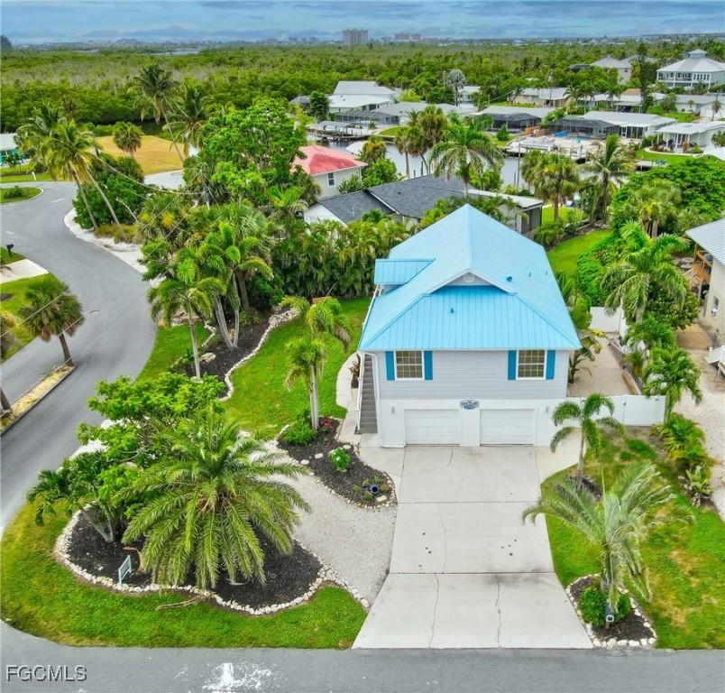 17750 Rebecca Ave., Fort Myers Beach, FL 33931
