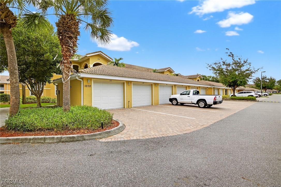 1070 Winding Pines Cir. #201, Cape Coral, FL 33909
