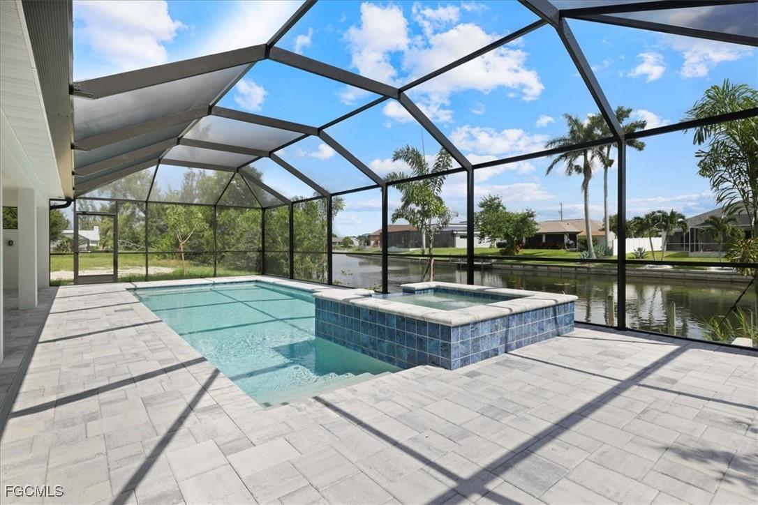 520 SW 28th St., Cape Coral, FL 33914