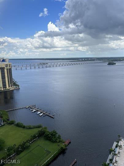 3000 Oasis Grand Blvd., Fort Myers, FL 33916