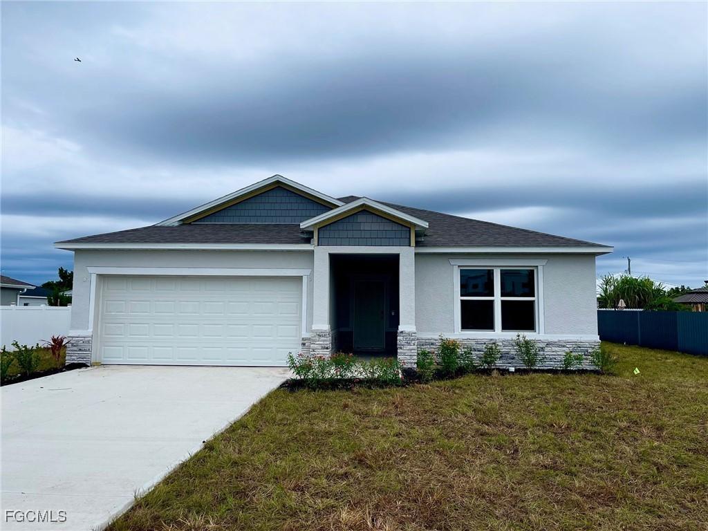 215 NW 4th Ave., Cape Coral, FL 33993