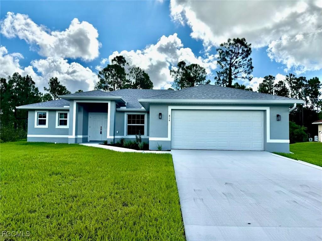 814 Clark Ave., Lehigh Acres, FL 33972