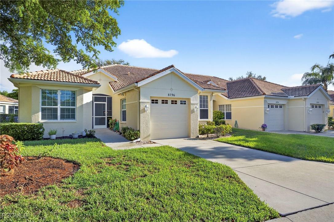 8796 Stockbridge Dr., Fort Myers, FL 33908