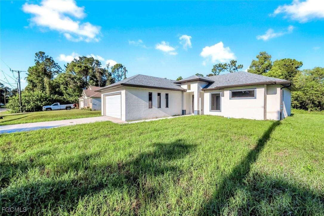 1133 Alvin Ave., Lehigh Acres, FL 33971
