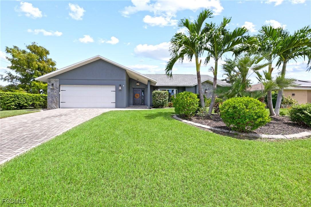 2131 SE 10th Ter., Cape Coral, FL 33990