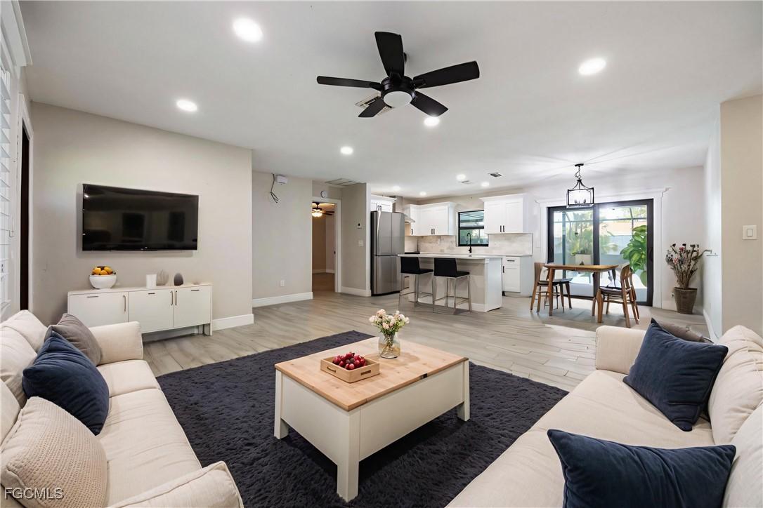 1432 SE 11th St., Cape Coral, FL 33990