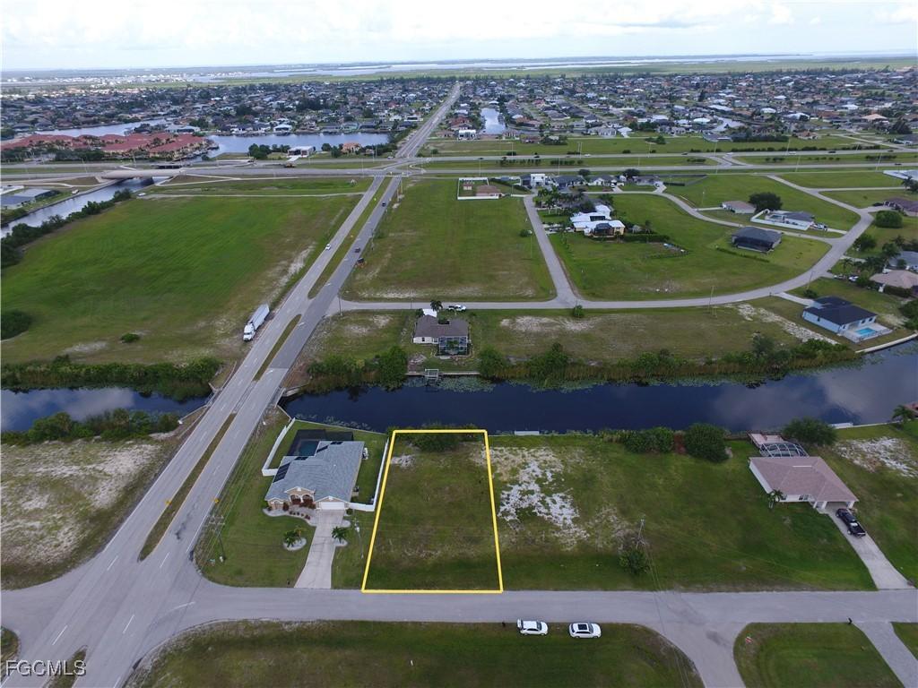 6 NW 29th Pl., Cape Coral, FL 33993