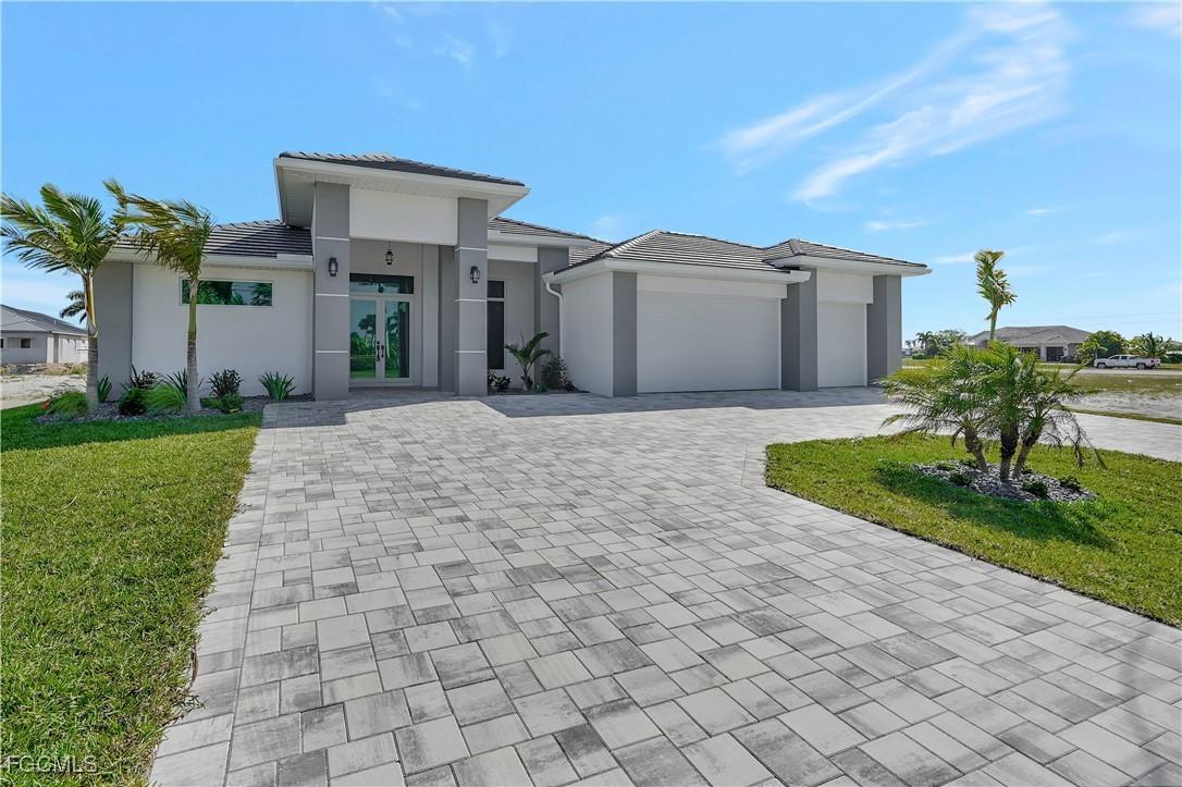 811 Old Burnt Store Rd., Cape Coral, FL 33993