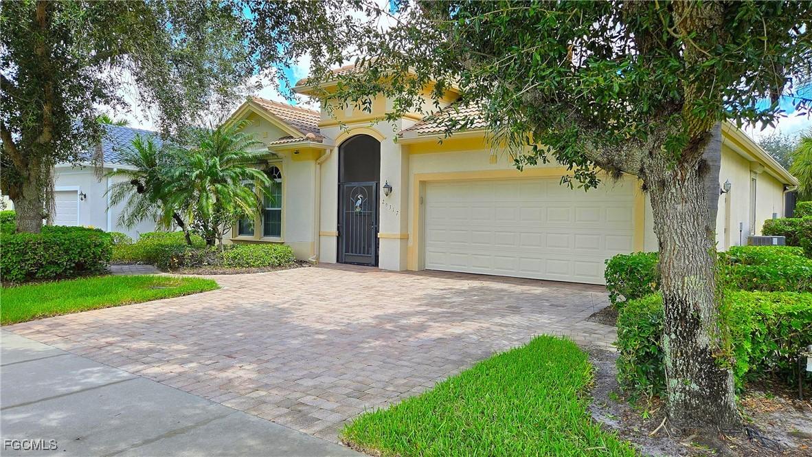 26317 Stonewall Ln., Bonita Springs, FL 34135