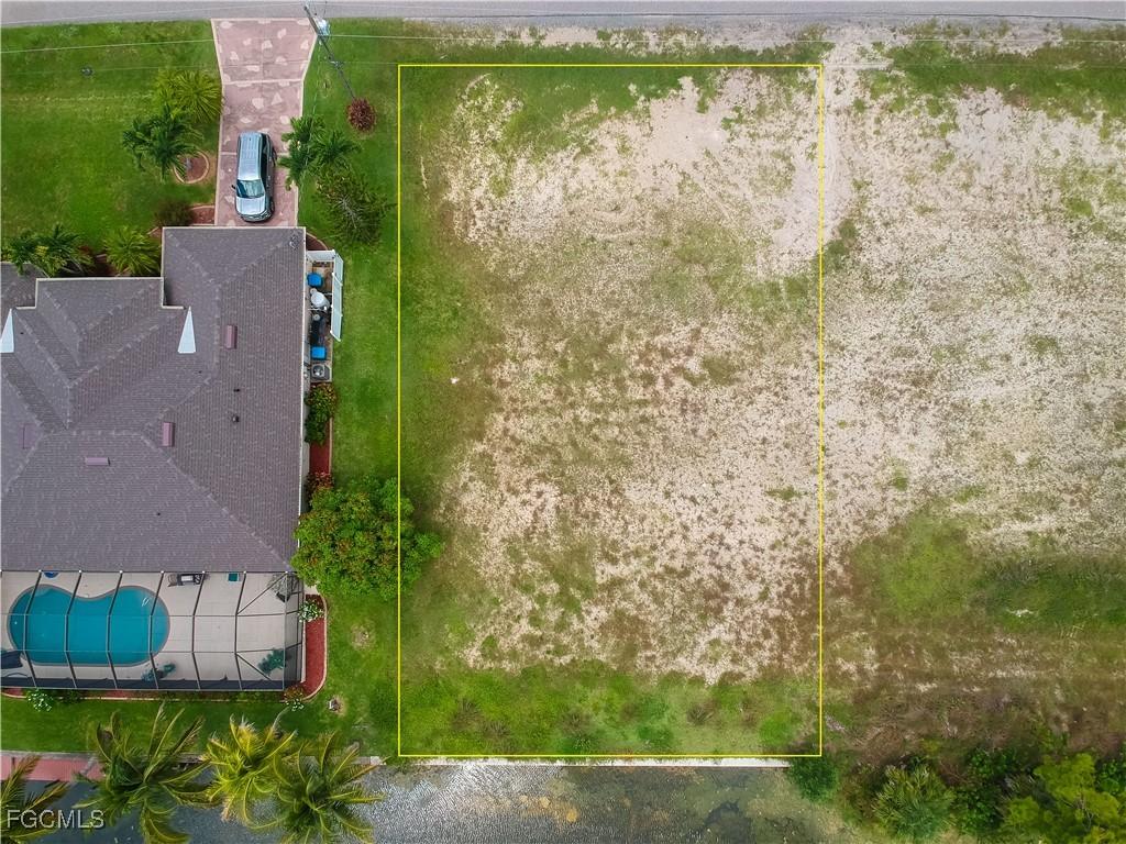 2614 NW 26th Ter., Cape Coral, FL 33993