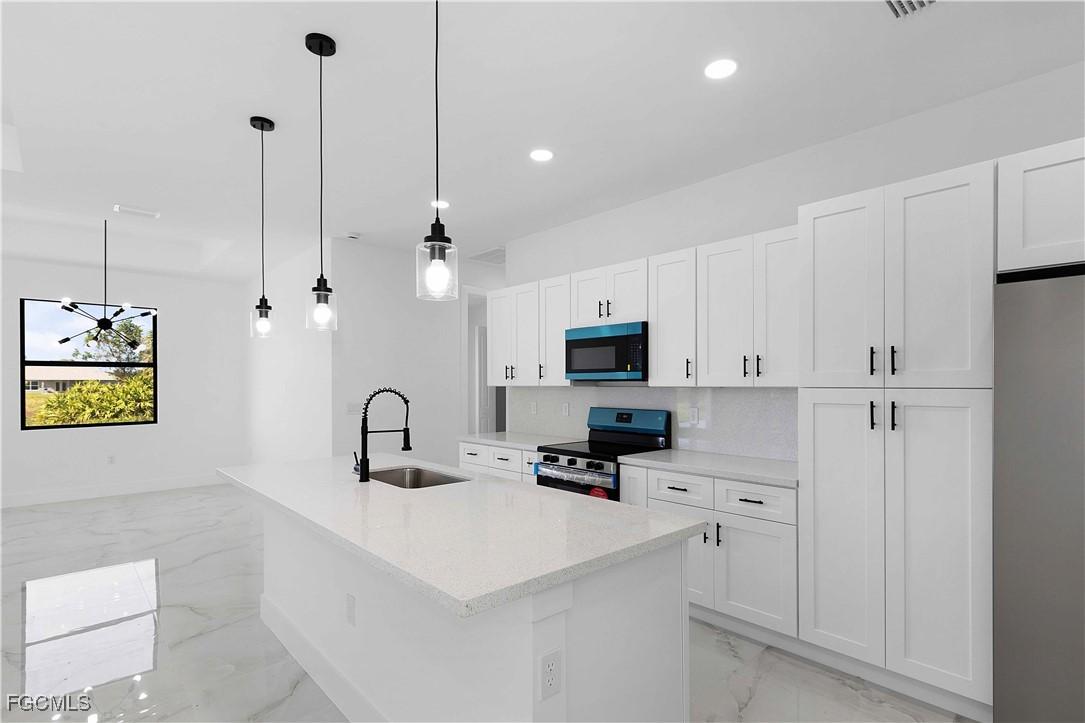 1024 Harwood Ave., Lehigh Acres, FL 33974