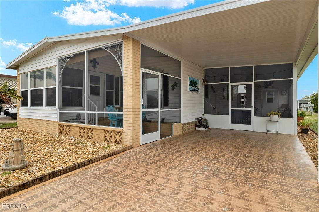 788 Roses Ln., North Fort Myers, FL 33917