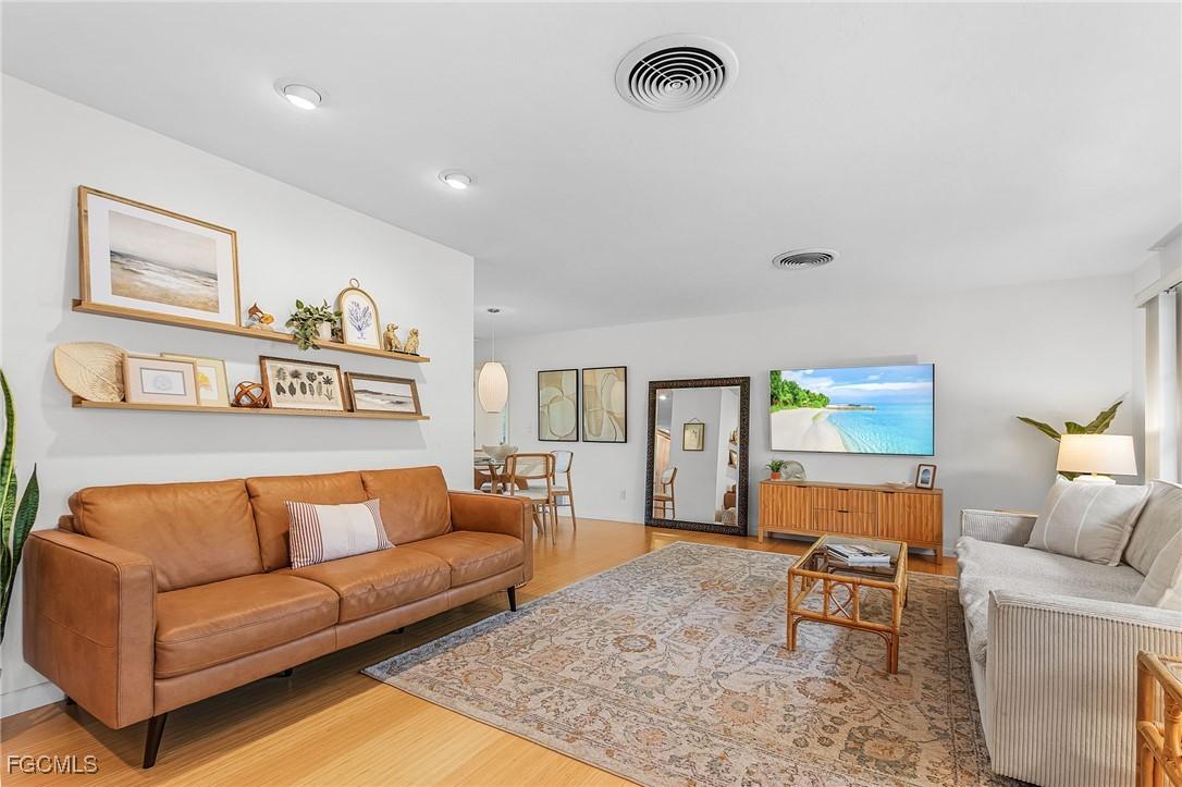 89 Kirtland Dr., Naples, FL 34110