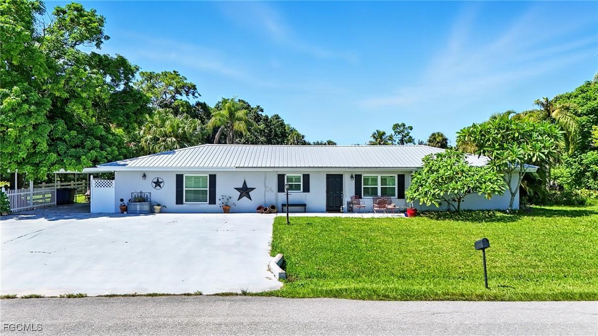 16090 Old Olga Rd., Alva, FL 33920