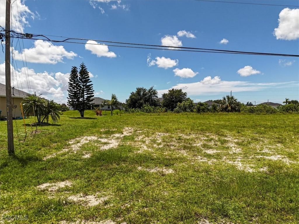 1800 NW 2 Ter., Cape Coral, FL 33993